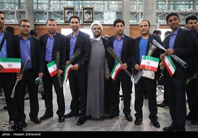 İran Askeri Yarış Ekibi Moskova'dan Döndü