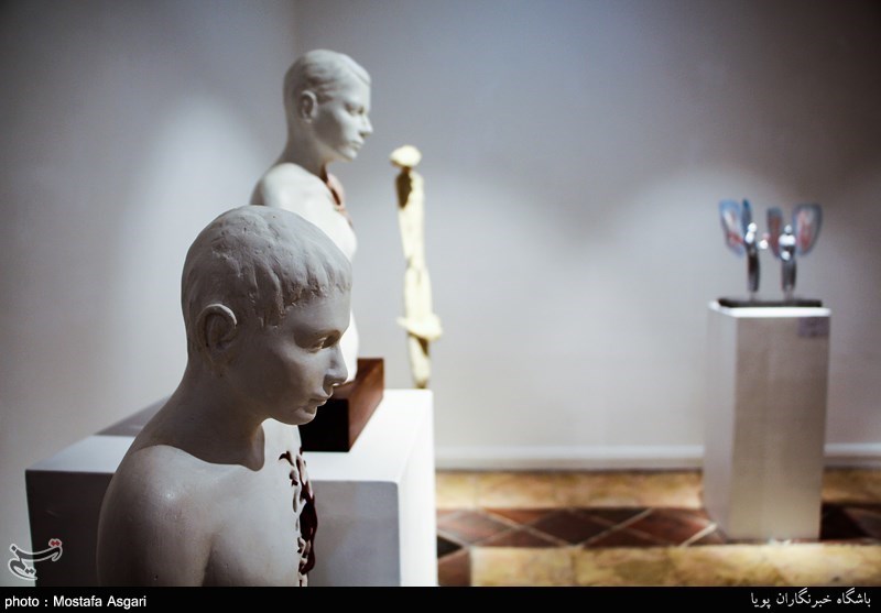 گام هشتم از جشنواره هنرهای تجسمی بسیج در کازرون/ توجه به کار قرارگاهی راه مبارزه با نفوذ فرهنگی دشمن است