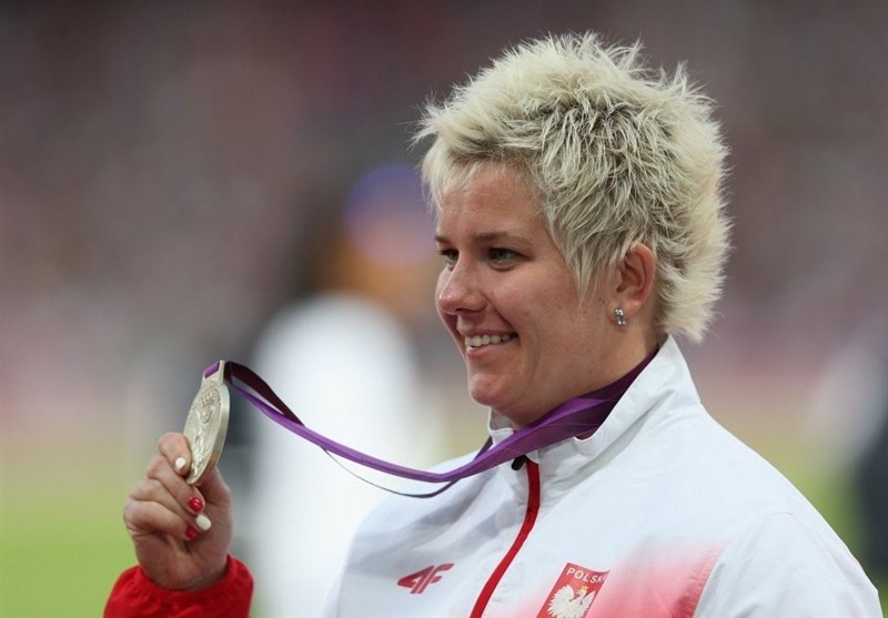 قهرمانی پرتابگر چکش زن لهستانی با شکستن رکورد جهان و المپیک