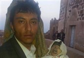 خواب ابدی نوزاد یمنی در آغوش پدر+ تصویر
