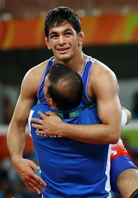 Iran's Yazdani Wins Men's Freestyle Wrestling 74kg Gold in Rio