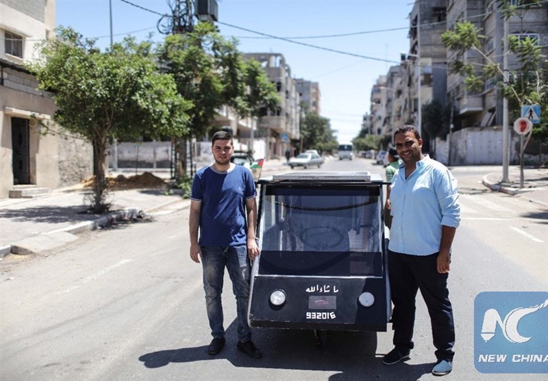 ساخت نخستین خودروی خورشیدی توسط دانشجویان غزه+تصاویر
