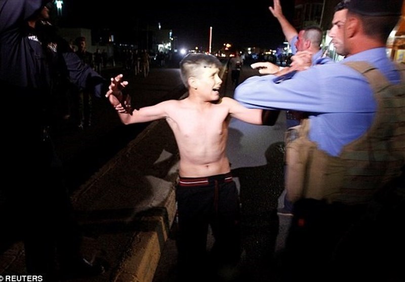 تصاویر دستگیری عامل انتحاری 12 ساله قبل از انفجار