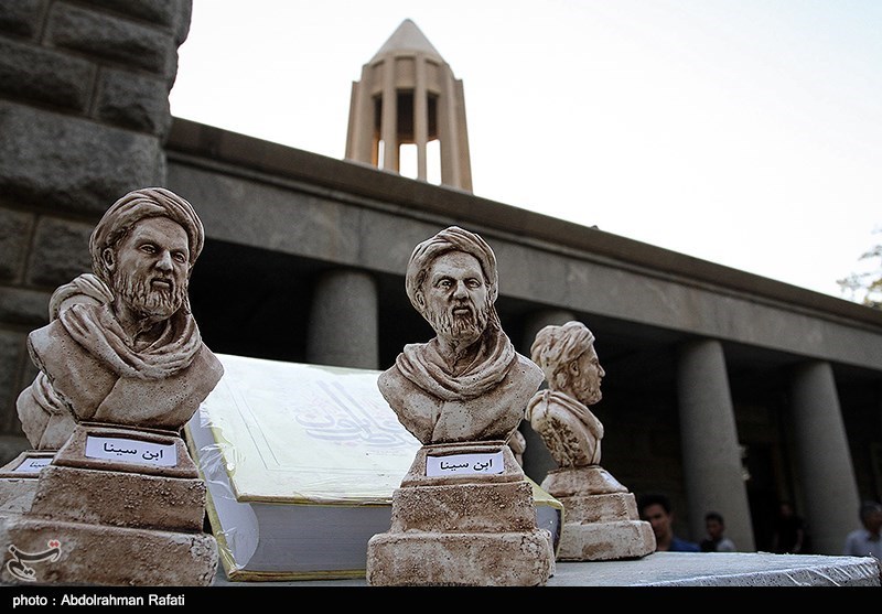 پزشکان نخبه همدانی در آیین بزرگداشت بوعلی‌سینا در همدان معرفی می‌شوند