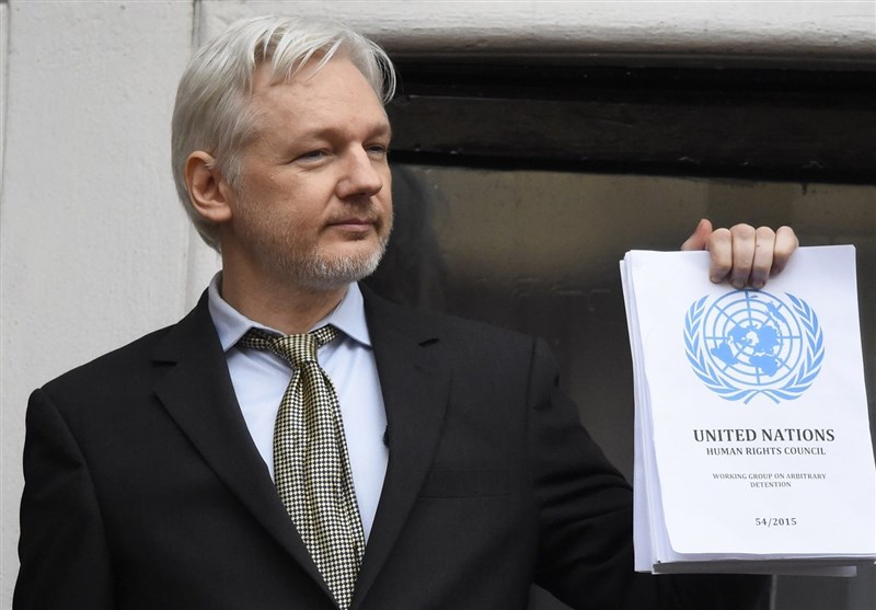 Sweden Refuses to Suspend Assange&apos;s Arrest Warrant for Funeral