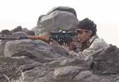 فیلم/ انهدام کاروان نظامی سعودی در نقطه مرزی با یمن