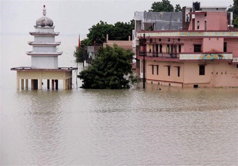 Flood Waters Stabilize in India, But Thousands Evacuated