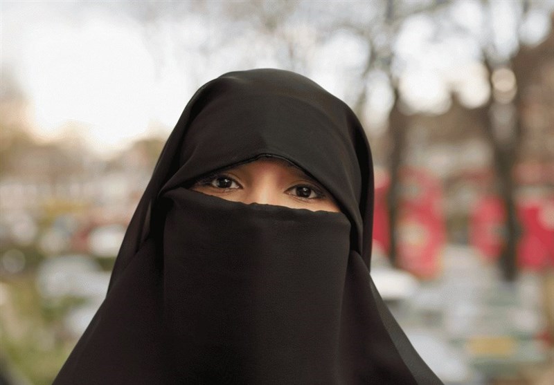 حزب مرکل خواستار ممنوعیت حجاب چهره در اماکن عمومی شد