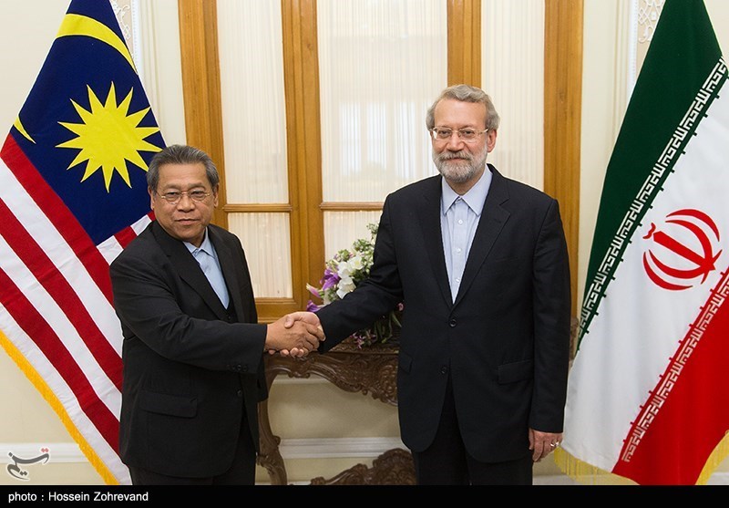 Larijani Calls for Closer Economic Cooperation between Iran, Malaysia