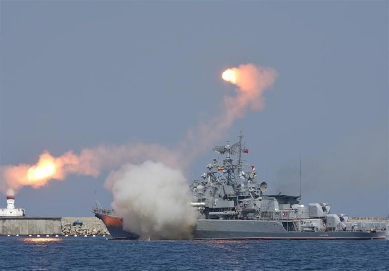 سفن حربیة روسیة تجری مناورات ضخمة فی بحر بیرینج