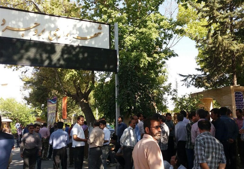 135 نفر از نیروهای شهرداری بروجرد اخراج شدند