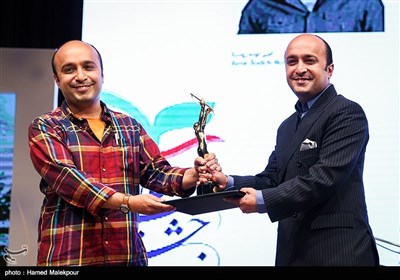تقدیر از فؤاد و سیاوش صفاریان‌پور در مراسم اختتامیه نخستین جشنواره فیلم سلامت