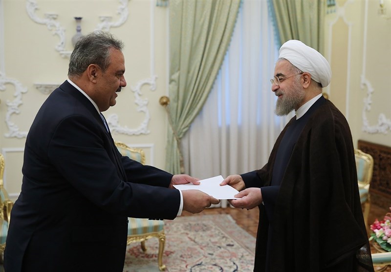 President Rouhani Urges Rapid Implementation of Iran-Pakistan Deals