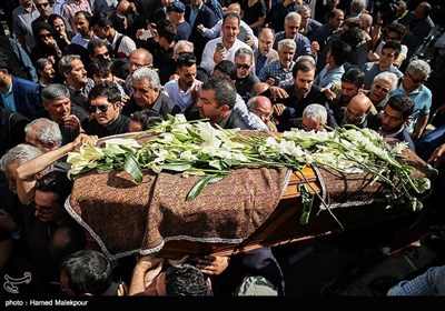 Thousands Attend Funeral for Renowned Iranian Actor, Producer Rashidi