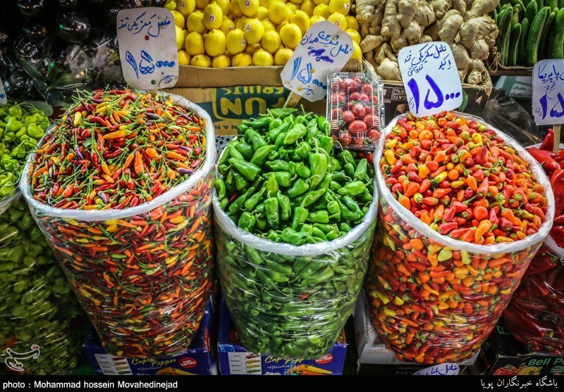 سرمای هوا قیمت صیفی‌جات را در بازار میوه و تره‌بار اصفهان افزایش داد