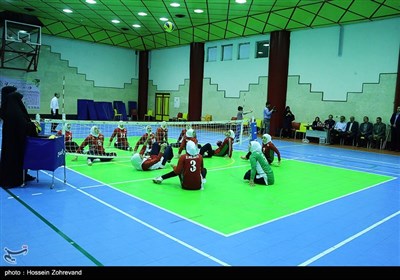 بازدید وزیر ورزش از اردوی تیم ملی والیبال نشسته بانوان