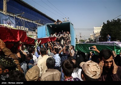 Remains of 66 Martyrs Killed in Iraqi Imposed War on Iran Repatriated