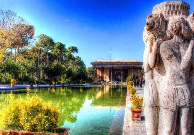 تشیید الحدائق الفارسیة تحفة فنیة ومعماریة ایرانیة قدیمة