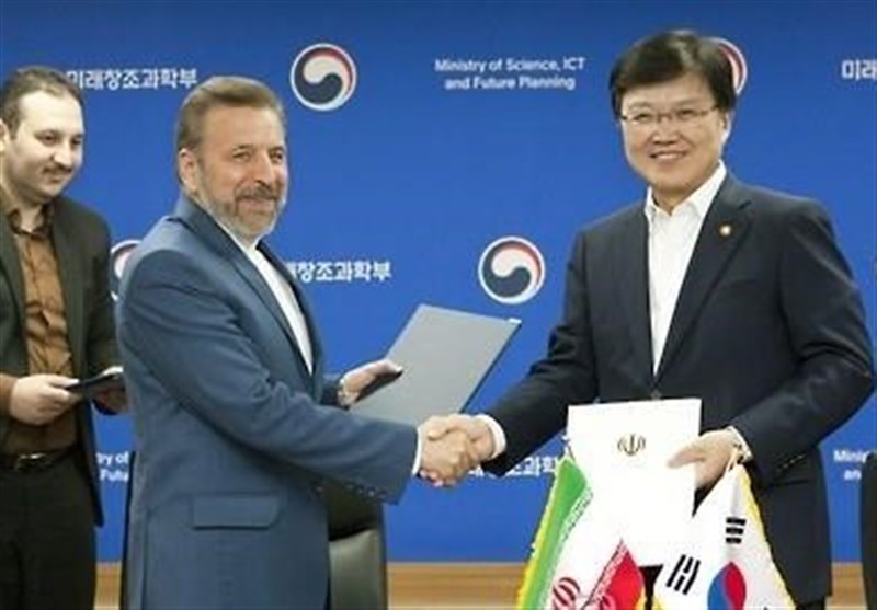 Tehran, Seoul Sign MoU to Boost ICT Cooperation