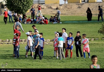 جشنواره بادبادک ها به مناسبت روز قزوین‎