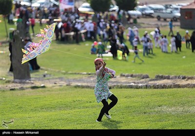 جشنواره بادبادک ها به مناسبت روز قزوین‎