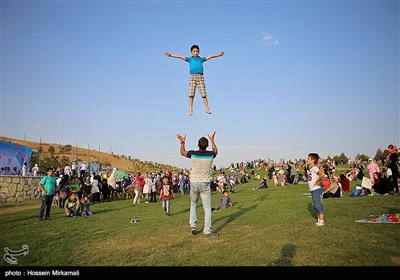 جشنواره بادبادک ها به مناسبت روز قزوین‎