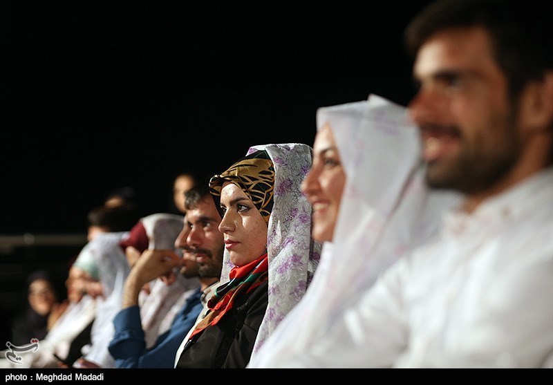 برگزاری مراسم تجلیل از 220 زوج از مناطق 22 گانه تهران در فرهنگسرای اشراق