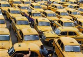 اعتصاب رانندگان تاکسی در هند+عکس