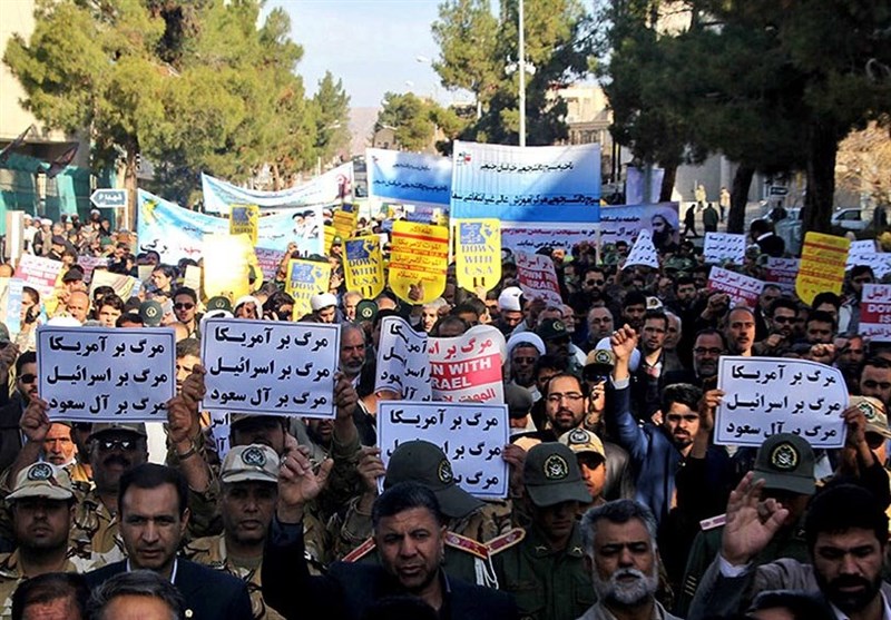 Iranians Hold Rallies to Condemn Saudi Crimes