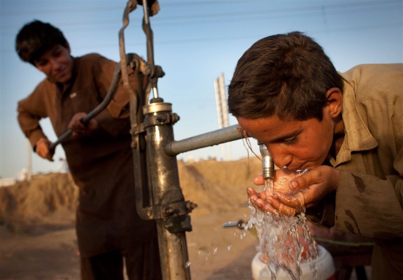 پاکستان کی 80 فیصد عوام مضر صحت پانی پینے پر مجبور