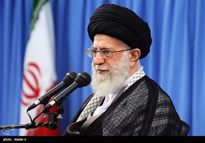 Leader Ayatollah Khamenei Receives Families of Iranian Victims of Hajj Incidents