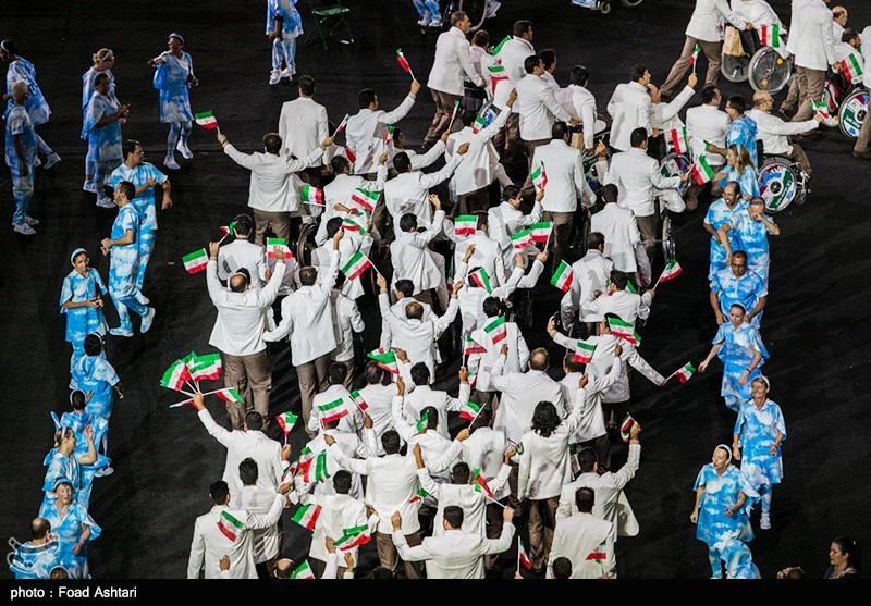 2016 Paralimpik Olimpiyatlarında İran Takımın Geçit Töreni