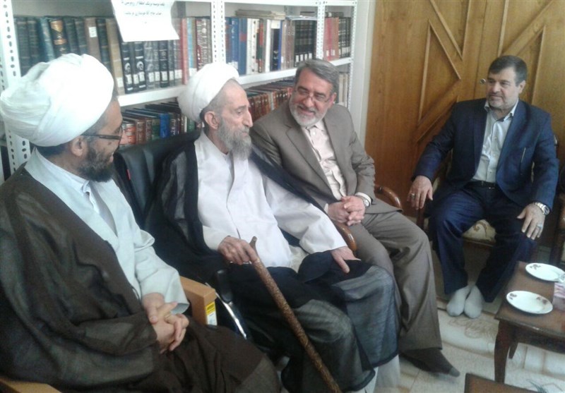 وزیر کشور با آیت‌الله باریک‌بین دیدار کرد