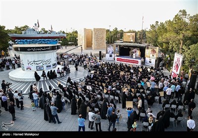  Iran Commemorates Victims of Mina Tragedy