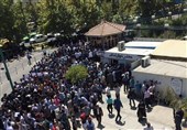 تجمع دانشجویی مقابل مجلس