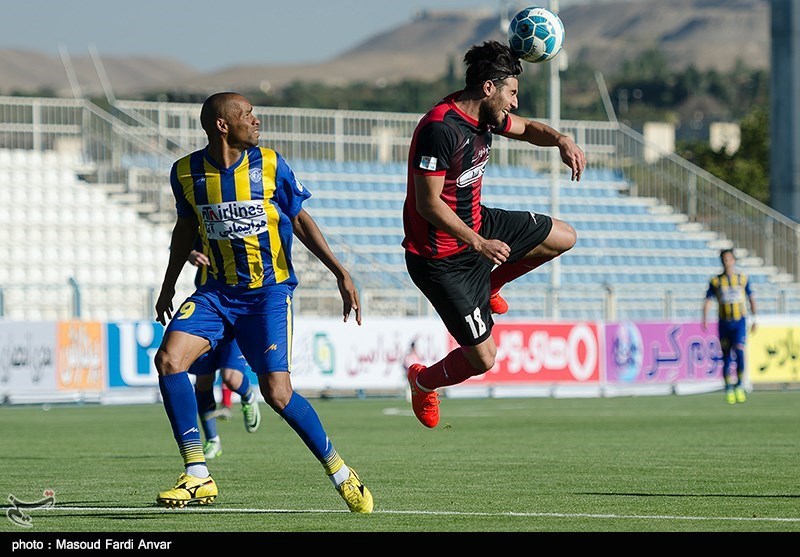 تساوی یک نیمه‌ای در سه بازی همزمان