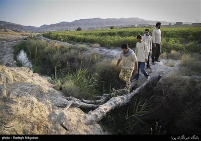 مشکل آب روستای گاه گل توسط جهادگران درحال برطرف شدن است