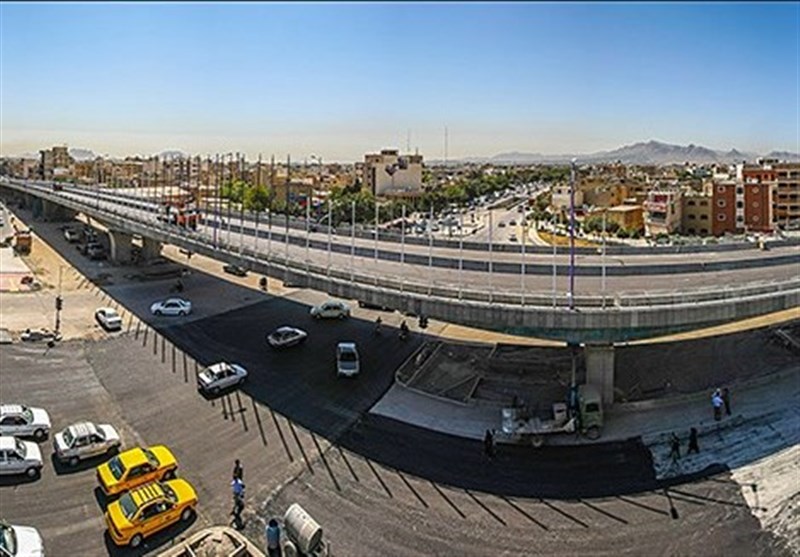بهره‌برداری از تقاطع غیرهمسطح 25 آبان اصفهان/رونمایی از 160 تاکسی ویژه فرودگاه اصفهان