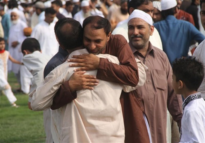 پاکستان میں آج عید الاضحی مذہبی جوش و خروش سے منائی جا رہی ہے