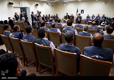 Leader Ayatollah Khamenei Meets Officials from Statistical Center of Iran