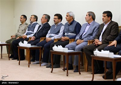 Leader Ayatollah Khamenei Meets Officials from Statistical Center of Iran