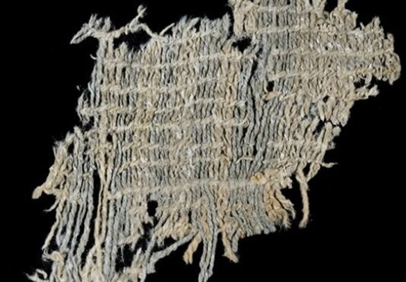 6,200-Year-Old Textile Dyed Indigo Found