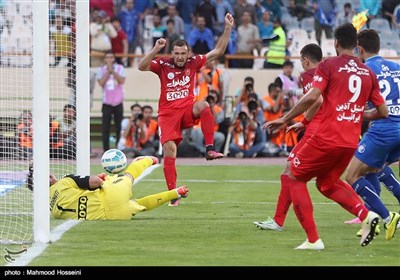 Persepolis, Esteghlal Draw in Tehran Derby