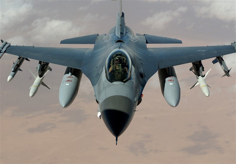 Bulgarian President Slams Buying US F-16 Fighters as &quot;Triumph of Lobbyism&quot;