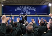 الإمام الخامنئی یستقبل قادة ومسؤولی حرس الثورة الإسلامیة + صور