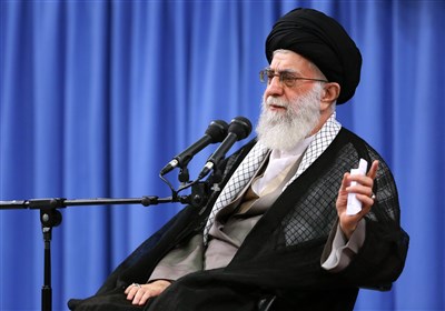 آرمانگرایی، واقعگرایی و عقلانیت است
