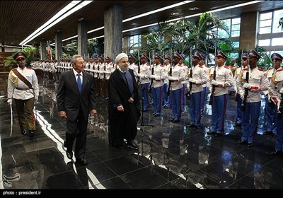 لقاء الرئیس حسن روحانی مع قائد الثورة الکوبیة 