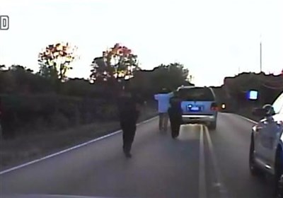 Tasnim News Agency - Video Shows US Police Shoot, Kill Unarmed Black Man