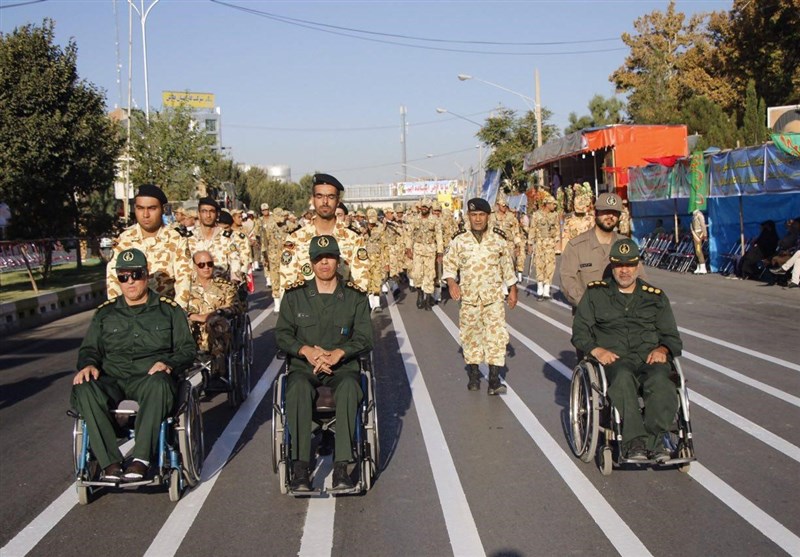 رژه نیروهای مسلح در استان فارس برگزار شد