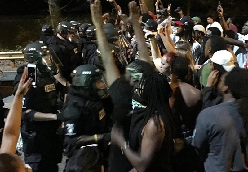 Charlotte Protests: Protesters Defy Curfew as Demonstrations Continue for Third Night